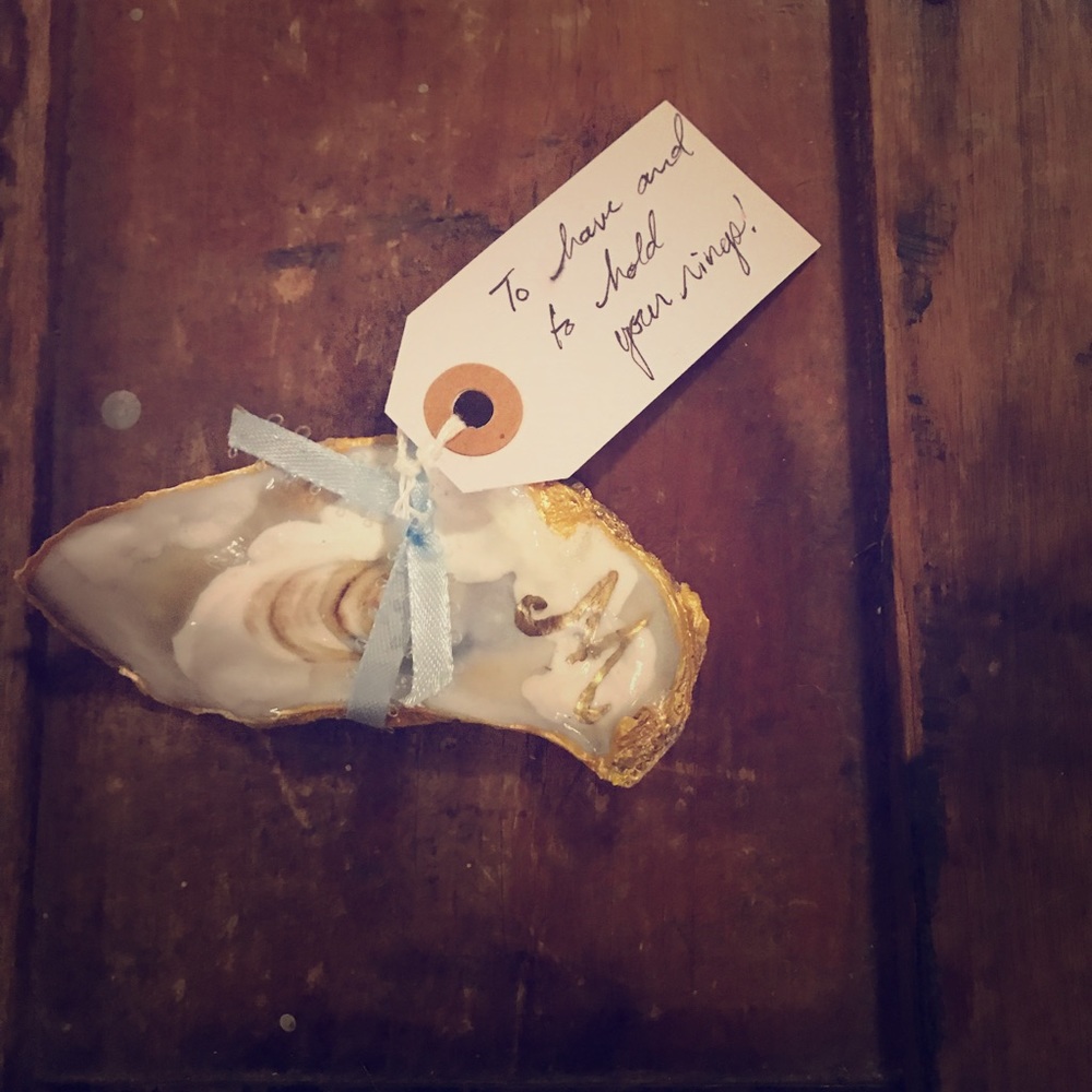 Small jewelry holder